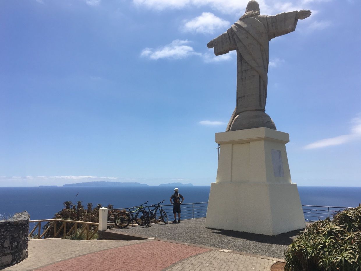 Cristo Rei statue from behind